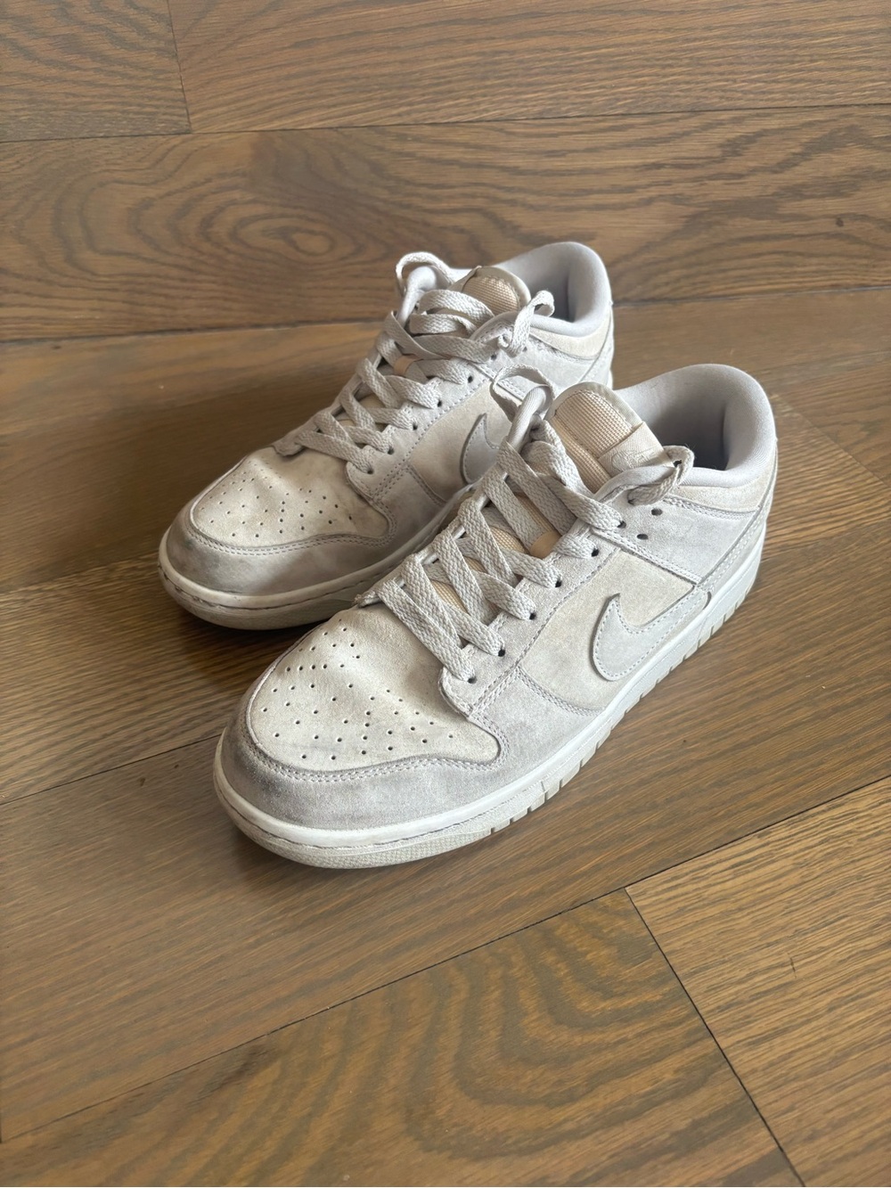 Nike Men’s Low-Top Dunk cream on cream 9.5  Sneakers
